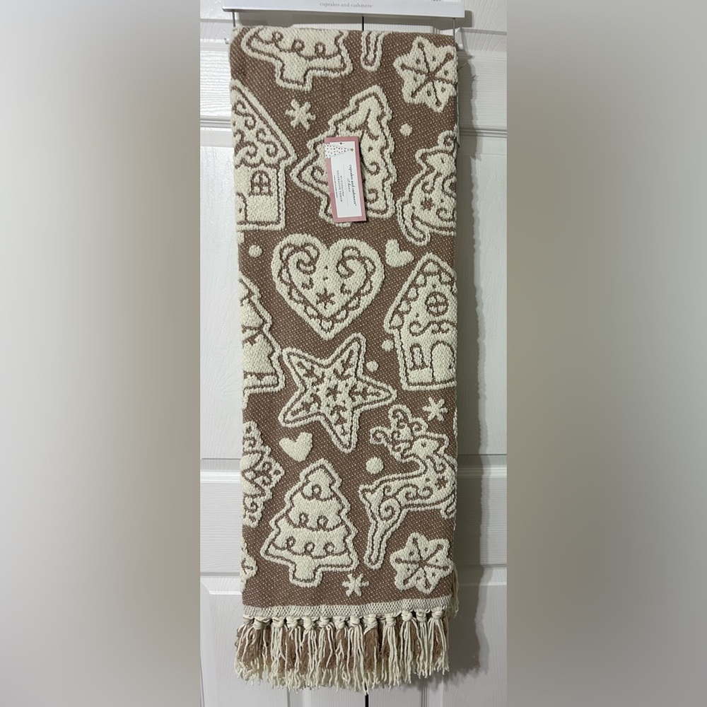 Cupcakes And Cashmere Gingerbread Cookie Throw Blanket Christmas 50”X70” NEW